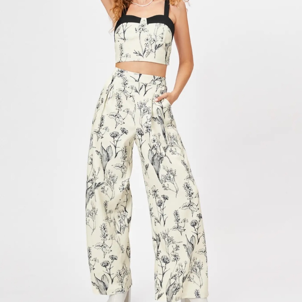 Cider Black and Cream Floral Wide-Leg Pants - Picture 2 of 8